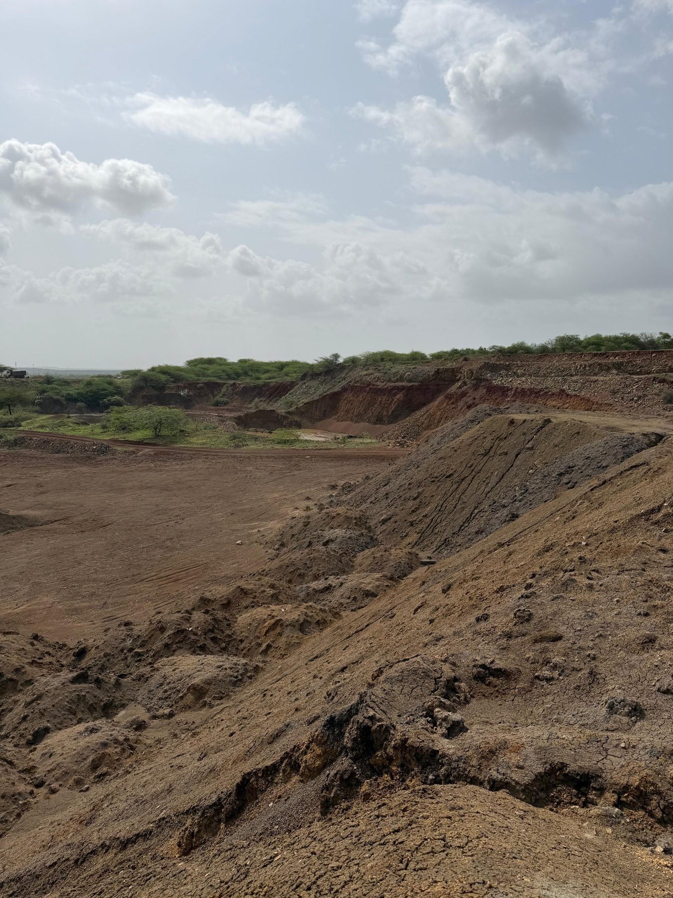 Open-cast bentonite mine at Kotdi, Nakhatrana, Kutch