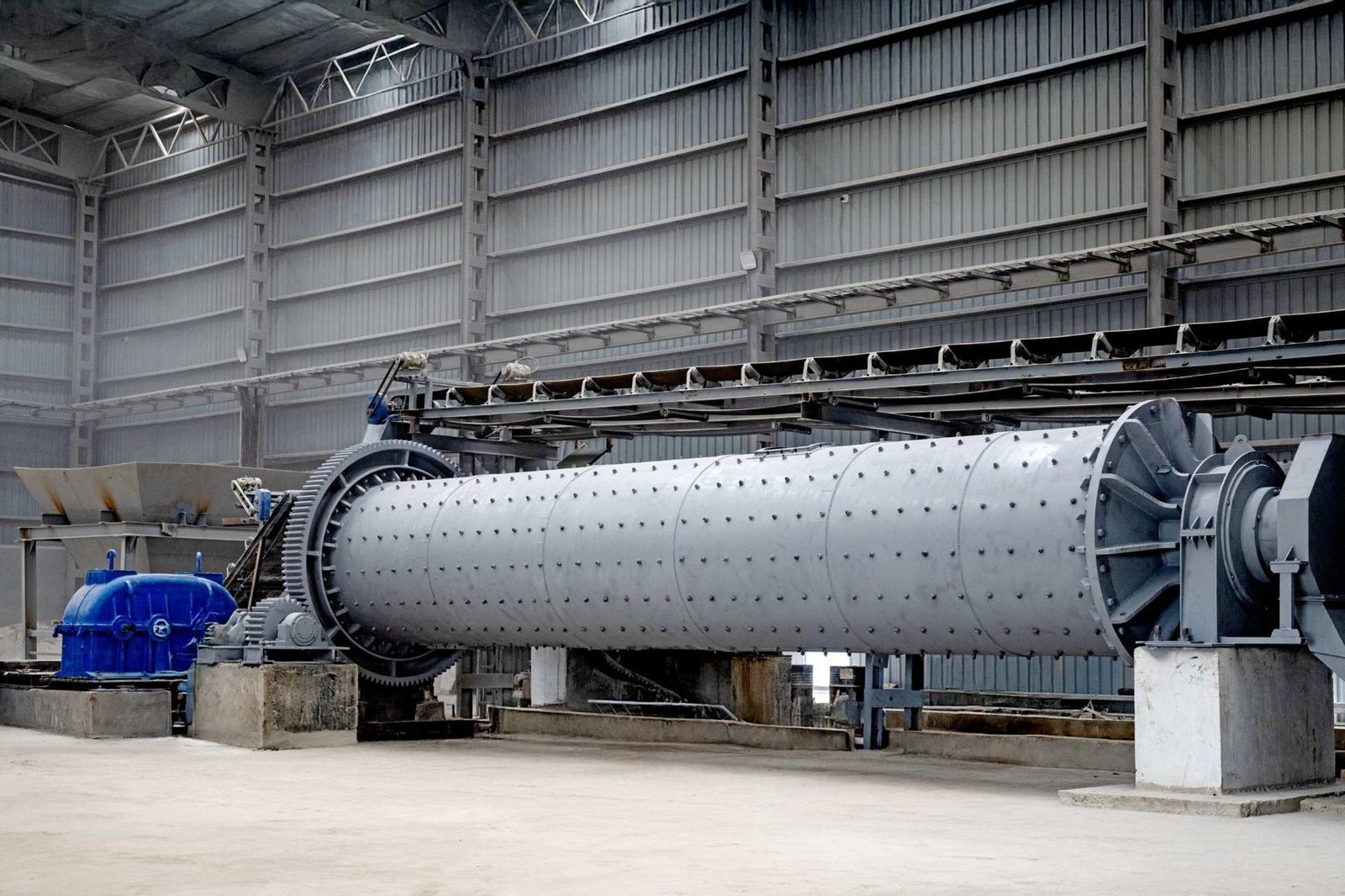 Grinding mill at the Bagodara GGBS plant